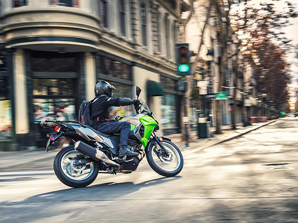 kawasaki versys x-300 action