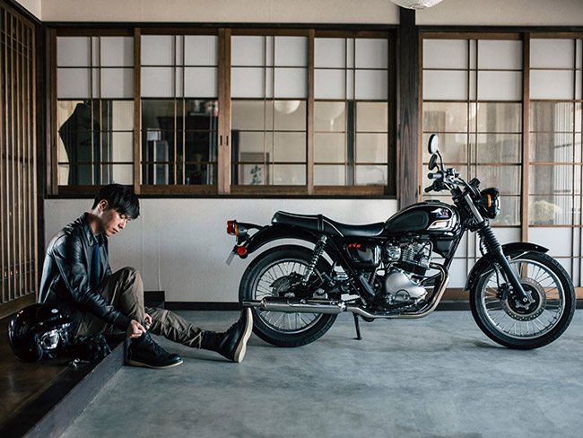 kawasaki meguro s1 action